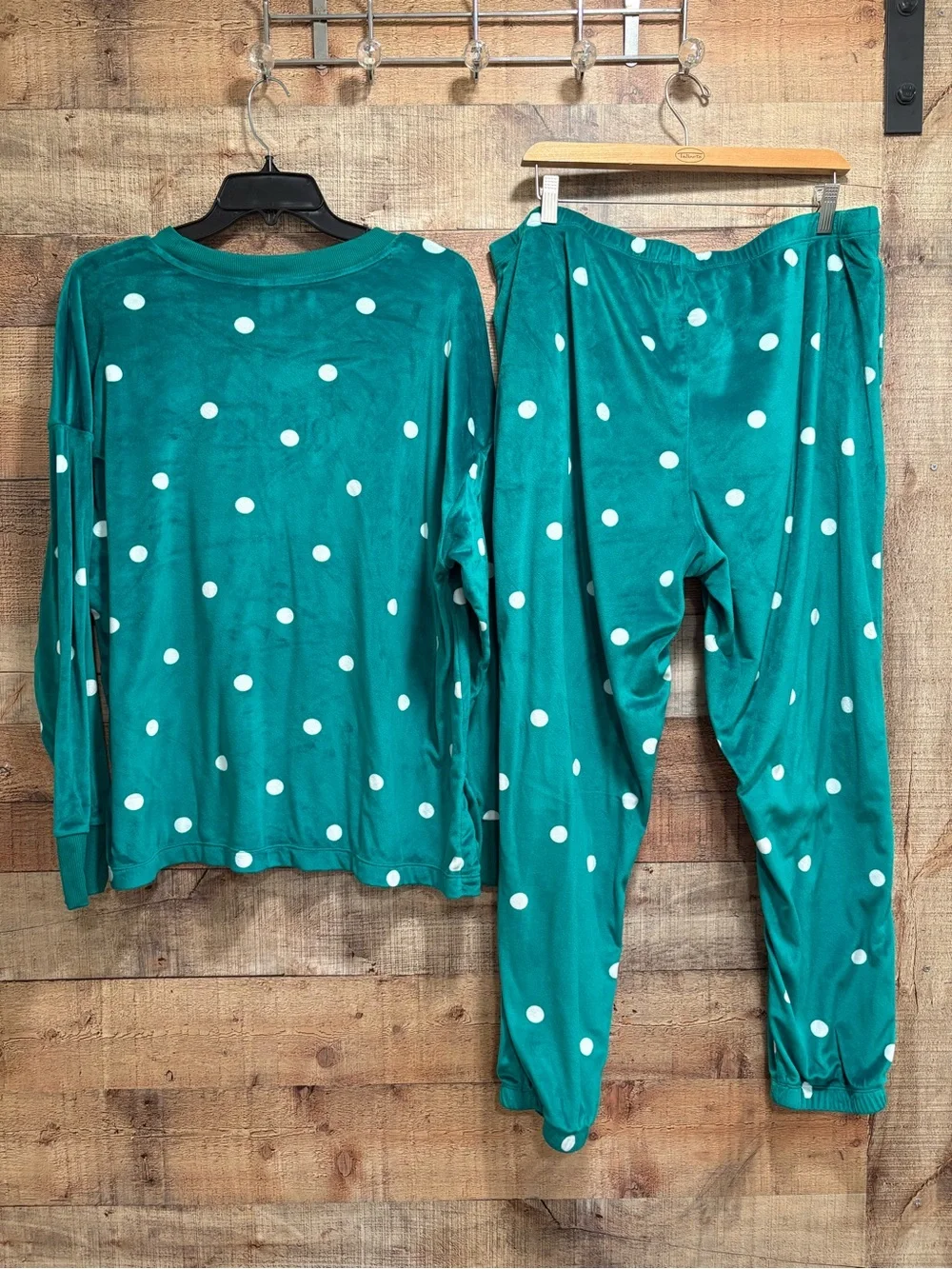 Joyspun Women’s XL Merry Christmas Pajama Set Green Polka Dot Holiday W044